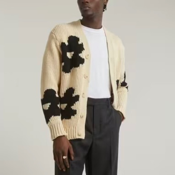 Mika 6620 Floral-Jacquard Knitted Cardigan - Picture 1 of 4